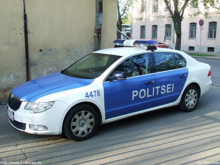 Skoda Superb, fotó: SilverSisko
Keywords: észt Észtország rendőr rendőrautó rendőrség