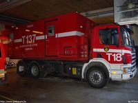 fi084.jpg