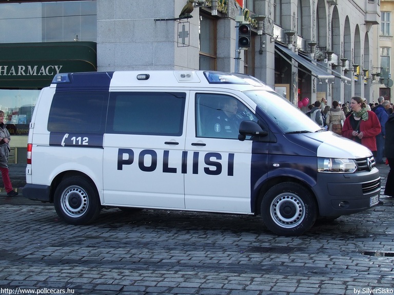 Volkswagen Transporter T5 facelift, fotó: SilverSisko
Keywords: rendőr rendőrautó rendőrség finn Finnország