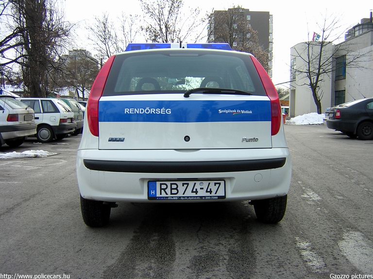 Fiat Punto, fotó: Gzozzo pictures
Keywords: rendőr rendőrautó rendőrség RB74-47