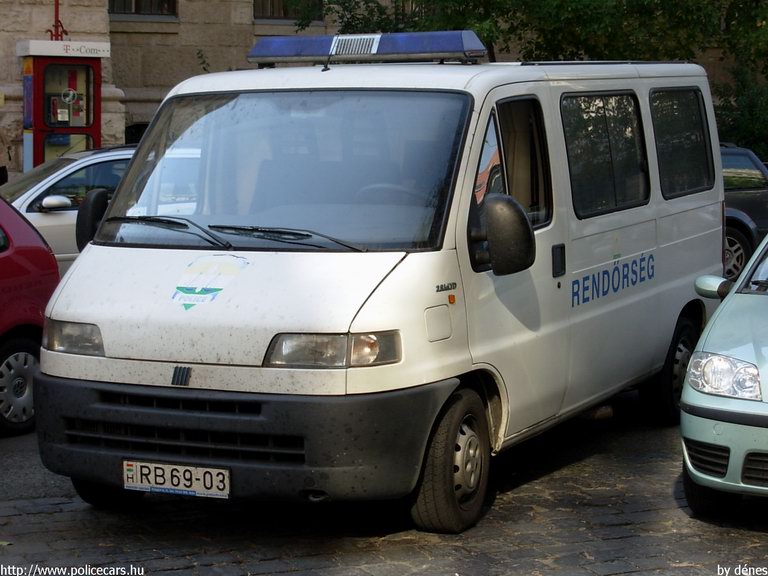Fiat Ducato, fotó: dénes
Keywords: rendőr rendőrautó rendőrség RB69-03