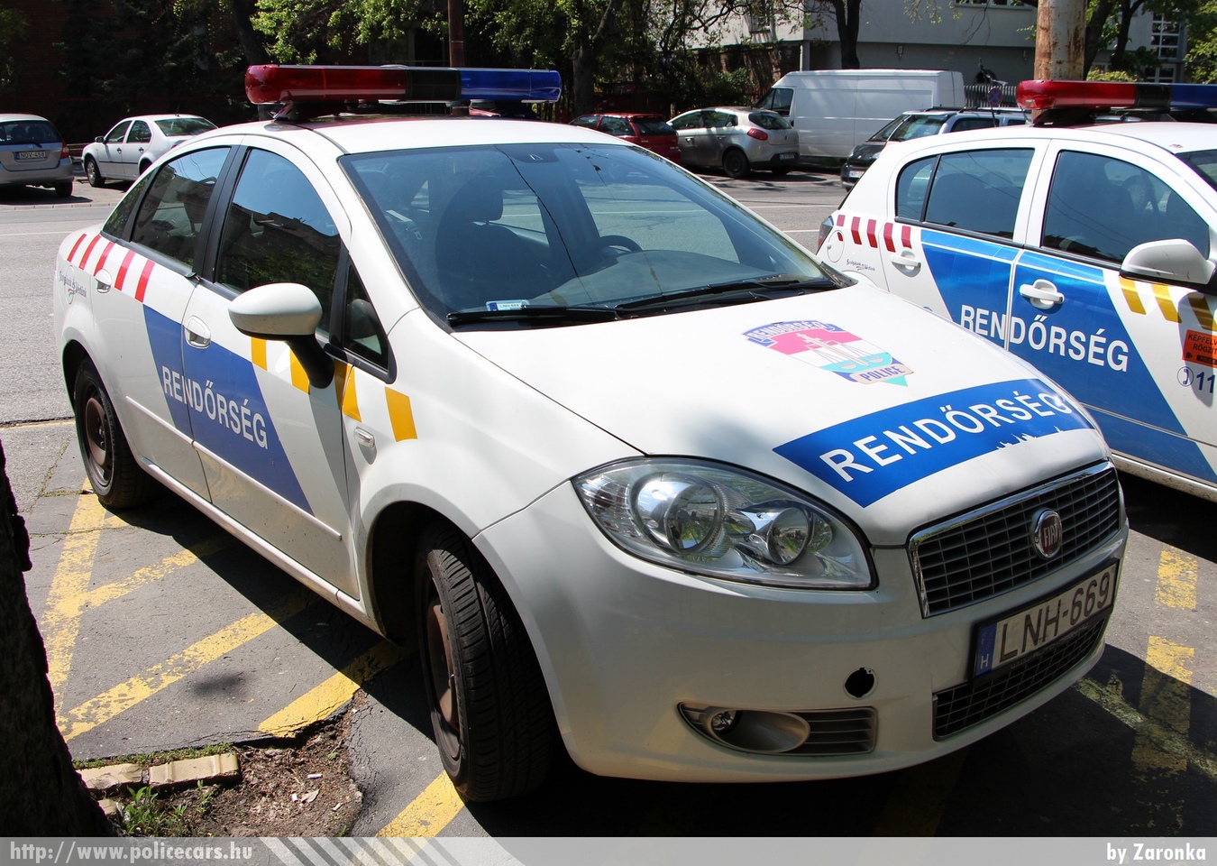 Fiat Linea, fotó: Zaronka
Keywords: rendőrség rendőr rendőrautó magyar Magyarország LNH-669