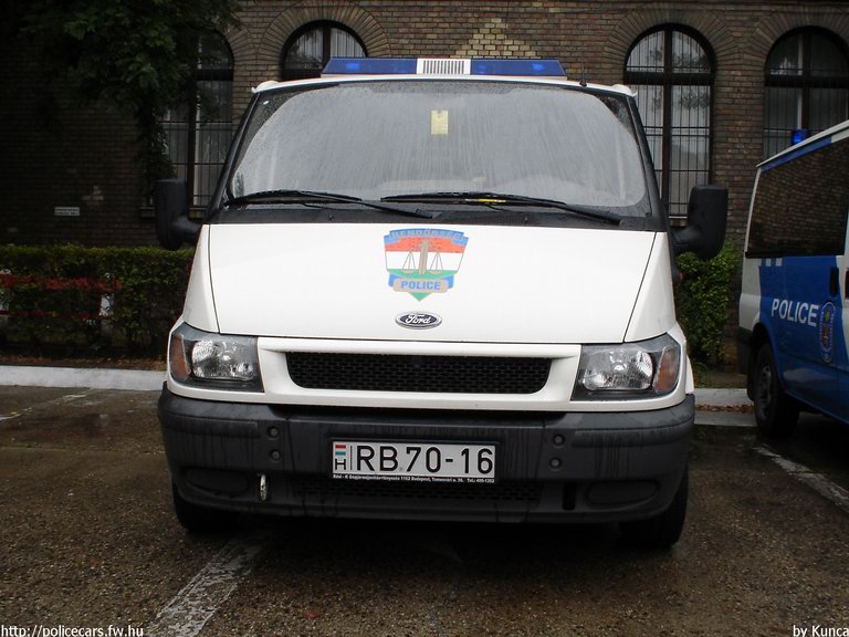 Ford Transit, fotó: Kunca
Keywords: rendőrség rendőrautó rendőr magyar Magyarország RB70-16