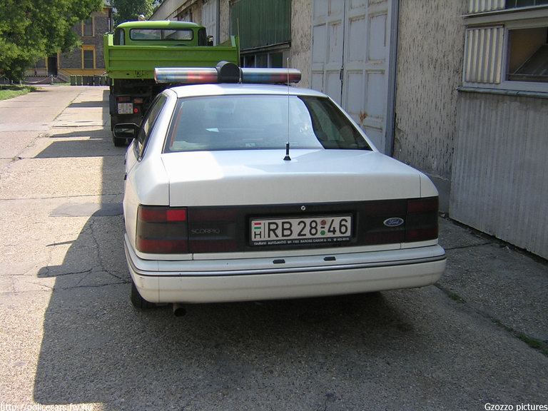 Ford Scorpio, fotó: Gzozzo pictures
Keywords: rendőrség rendőrautó rendőr magyar Magyarország RB28-46