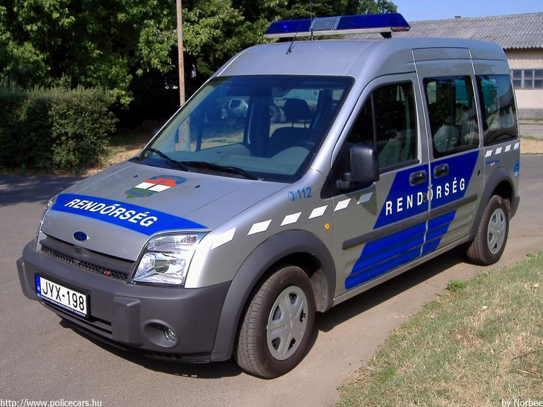 Ford Tourneo, fotó: Norbee
Keywords: rendőrség rendőrautó rendőr magyar Magyarország JYX-198
