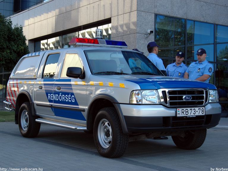 Ford Ranger, fotó: Norbee
Keywords: rendőrség rendőrautó rendőr magyar Magyarország RB73-78