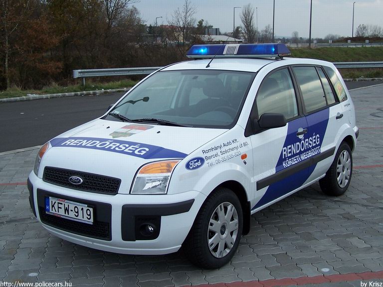Ford Fusion, fotó: Krisz
Keywords: rendőrség rendőrautó rendőr magyar Magyarország KFW-919