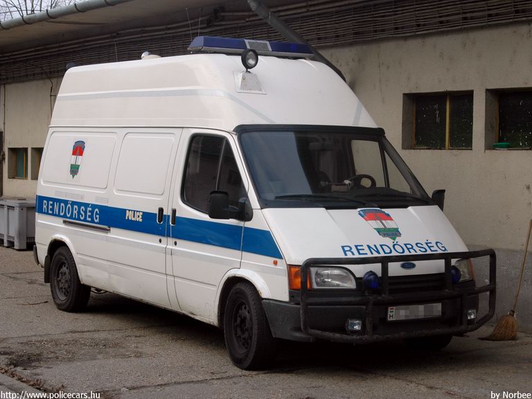 Ford Transit, Pest Megyei Rendõr-fõkapitányság, fotó: Norbee
Keywords: rendőrség rendőrautó rendőr magyar Magyarország