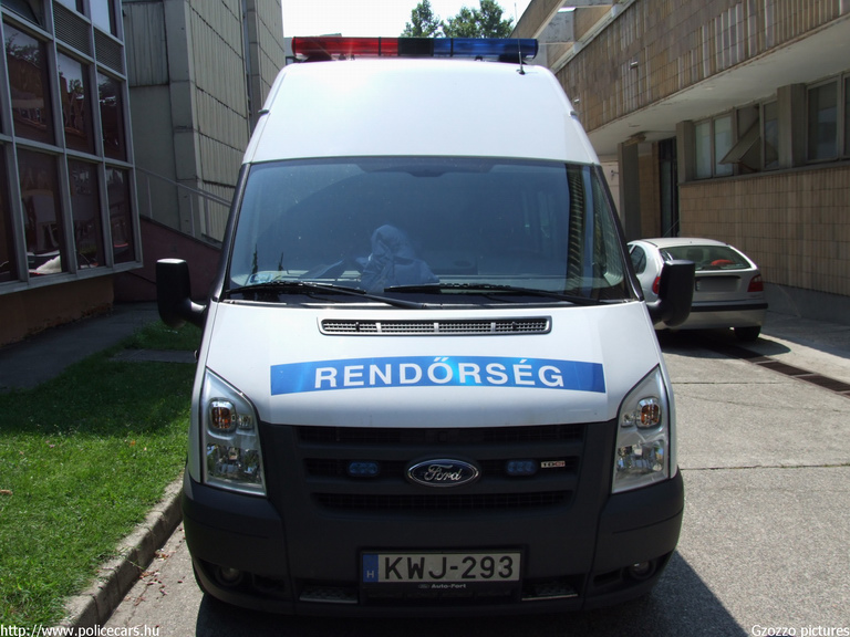 Ford Transit, fotó: Gzozzo pictures
Keywords: rendőrség rendőrautó rendőr magyar Magyarország