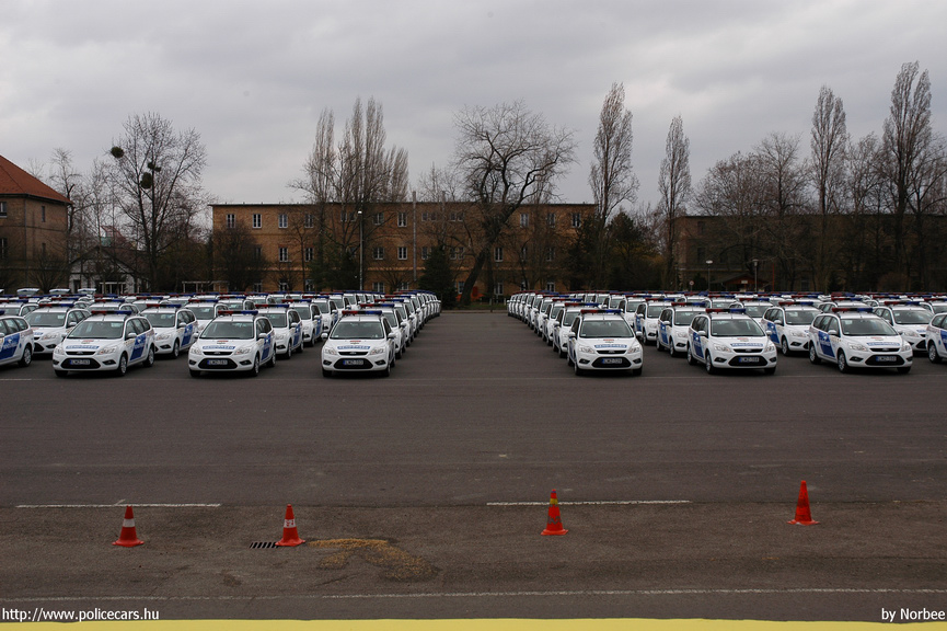 Ford Focus, fotó: Norbee
Keywords: rendőrség rendőrautó rendőr magyar Magyarország