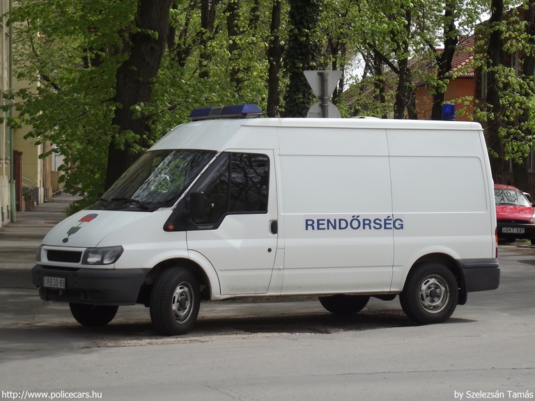 Ford Transit, fotó: Szelezsán Tamás
Keywords: rendőr rendőrautó rendőrség magyar Magyarország RB30-88