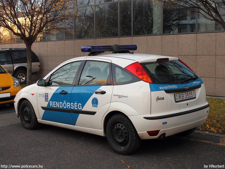 Ford Focus, fotó: HNorbert
Keywords: rendőrautó rendőrség rendőr magyar Magyarország RB35-51
