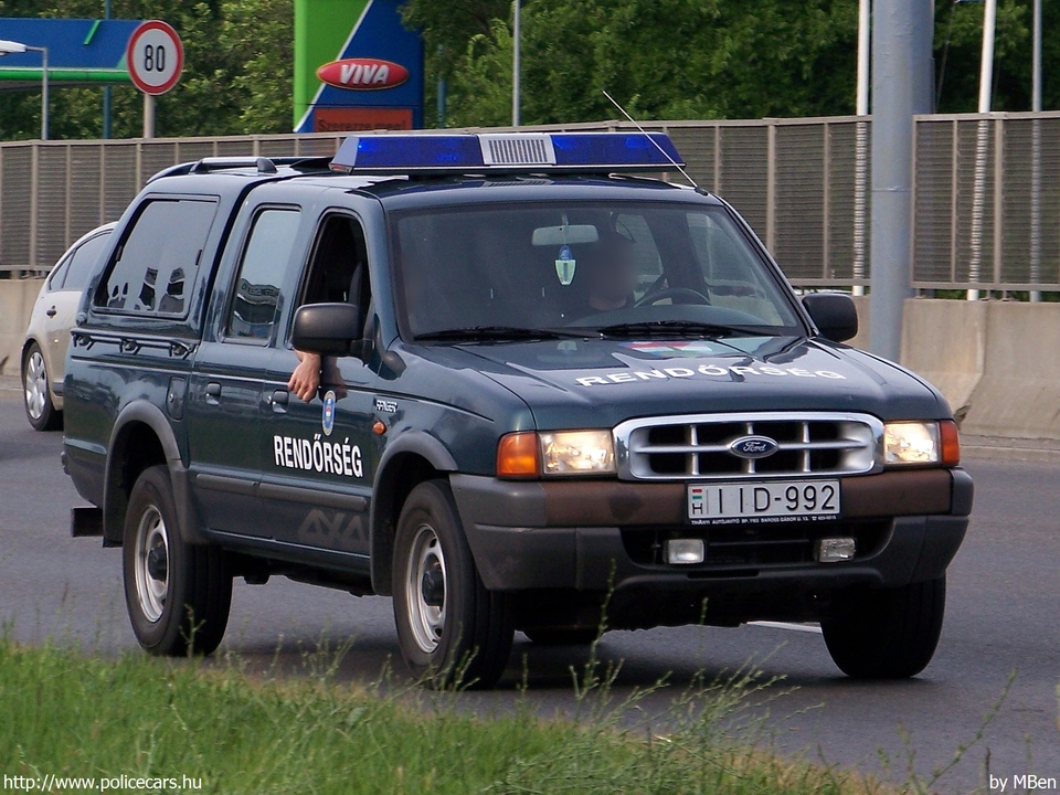 Ford Ranger, fotó: MBen
Keywords: rendőr rendőrautó rendőrség magyar Magyarország IID-992