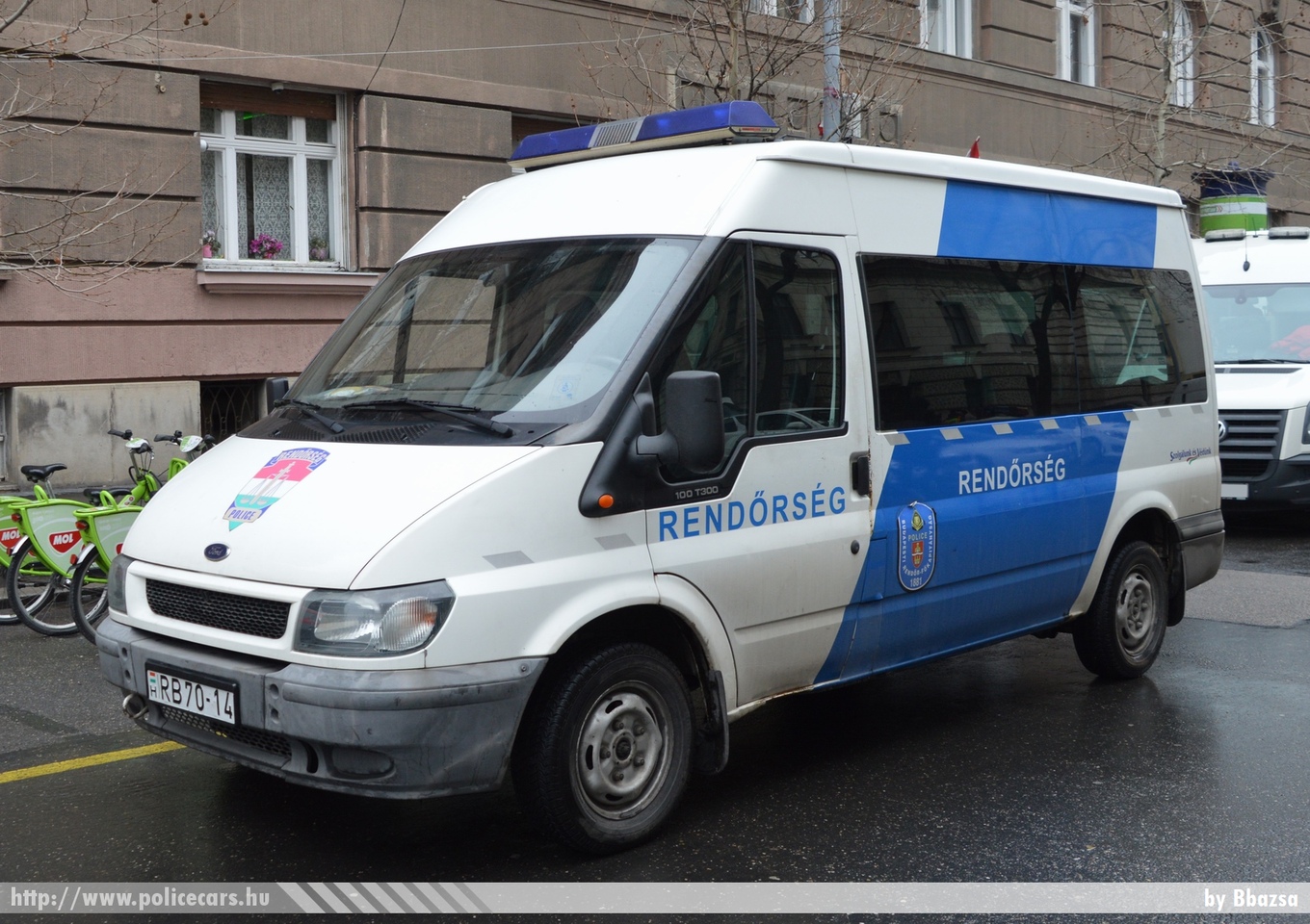 Ford Transit, fotó: Bbazsa
Keywords: rendőr rendőrautó rendőrség magyar Magyarország hungarian Hungary police policecar RB70-14
