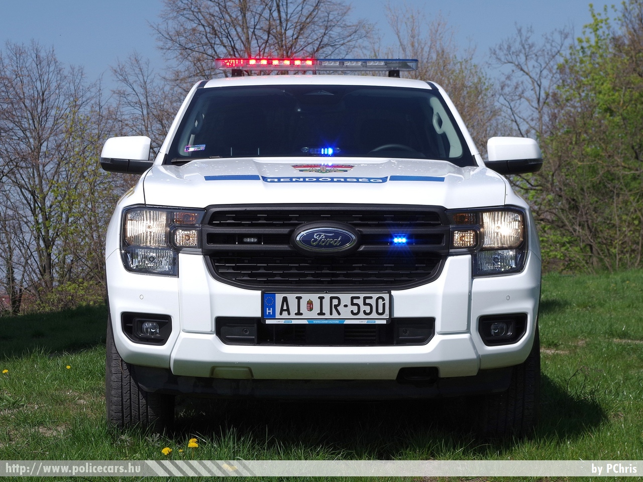 Ford Ranger XLT 2.0L, Oroszlányi Rendőrkapitányság, fotó: PChris
Keywords: rendőr rendőrautó rendőrség magyar Magyarország hungarian Hungary police policecar AIIR-550