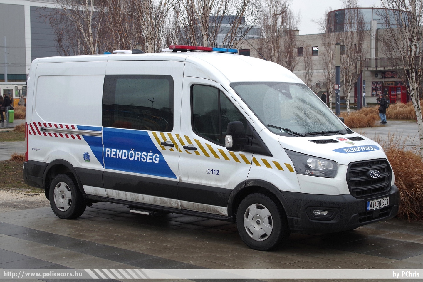 Ford Transit, fotó: PChris
Keywords: rendőr rendőrautó rendőrség magyar Magyarország hungarian Hungary police policecar AIGO-901