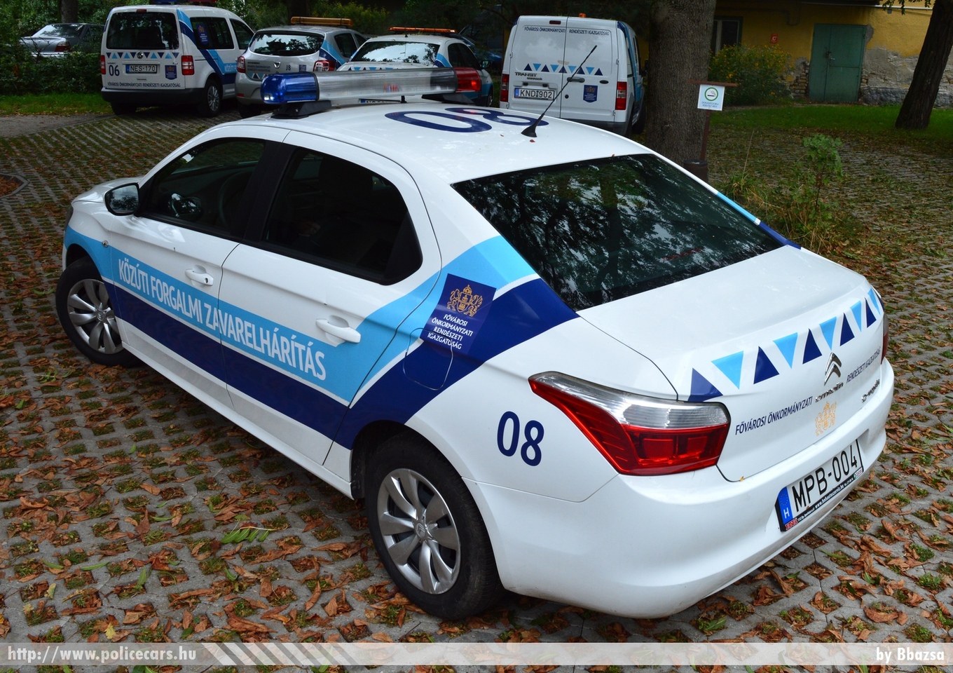 Citroen C-Elysée, Fõvárosi Önkormányzati Rendészeti Igazgatóság, fotó: Bbazsa
Keywords: magyar Magyarország Hungary hungarian fori MPB-004