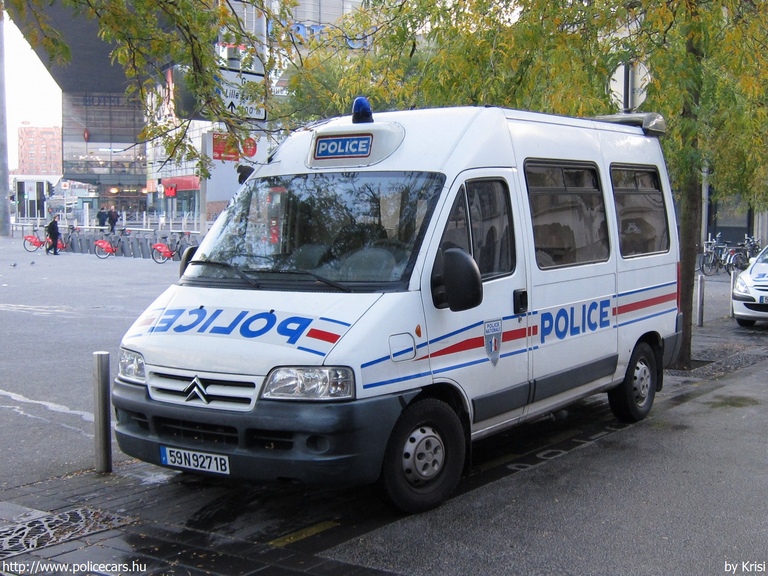 Citroen Jumper, fotó: Krisi
Keywords: rendőr rendőrautó rendőrség francia Franciaország