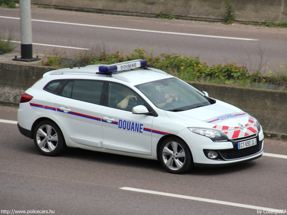 Renault, fotó: Colargol87
Keywords: francia Franciaország rendőr rendőrautó rendőrség