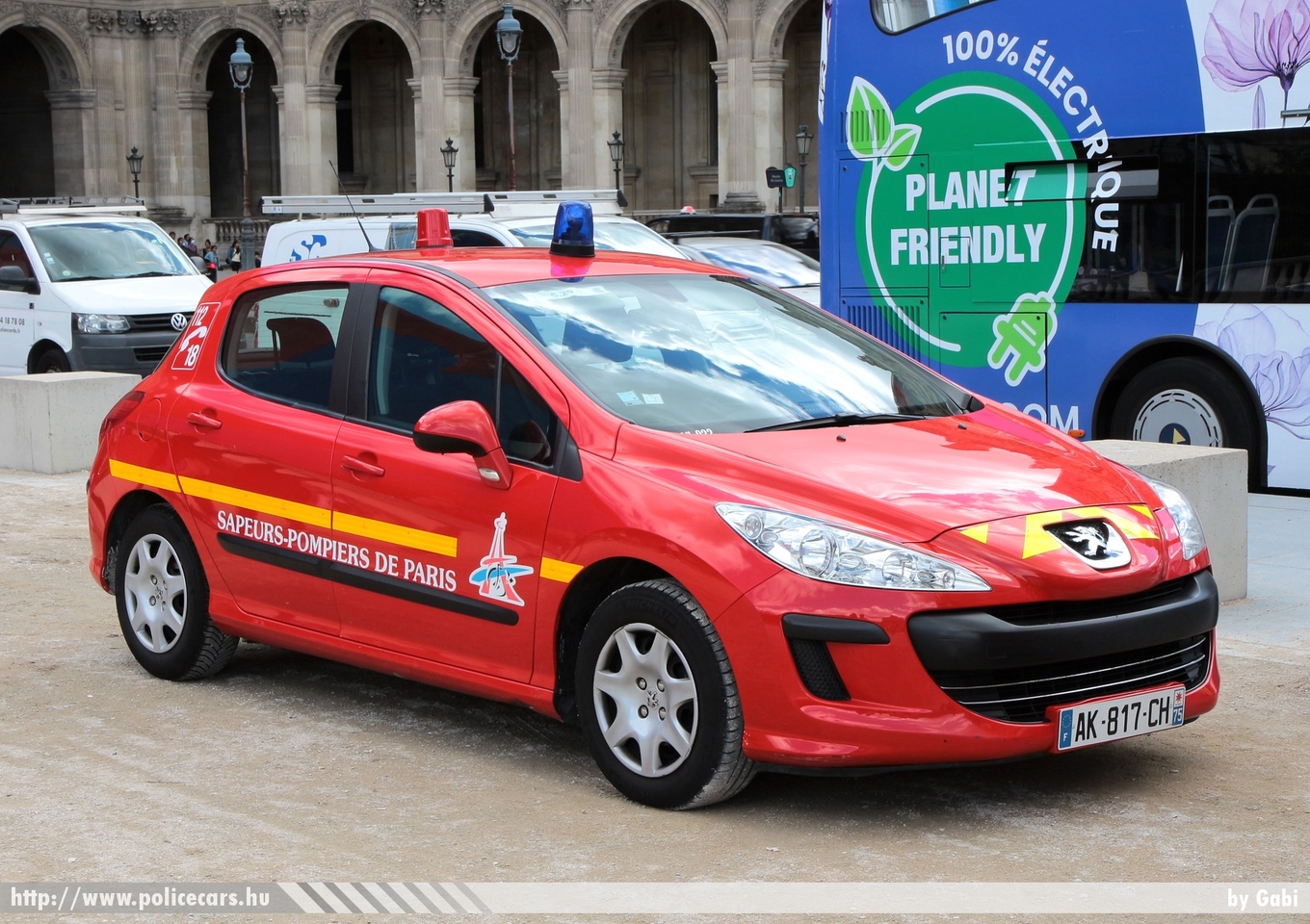 Peugeot 308, Párizs, fotó: Gabi
Keywords: francia tûzoltó tûzoltóautó tûzoltóság Franciaország french fire firetruck