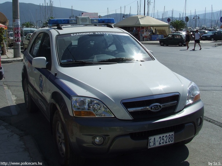 Kia Sorento, fotó: Sz.S.
Keywords: rendőr rendőrautó rendőrség Görögország görög