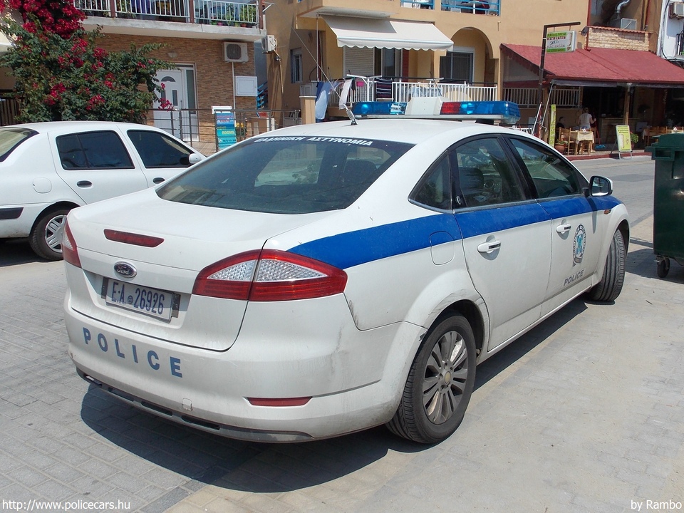 Ford Mondeo, fotó: Rambo
Keywords: görög Görögország rendőr rendőrautó rendőrség Greece greek police policecar
