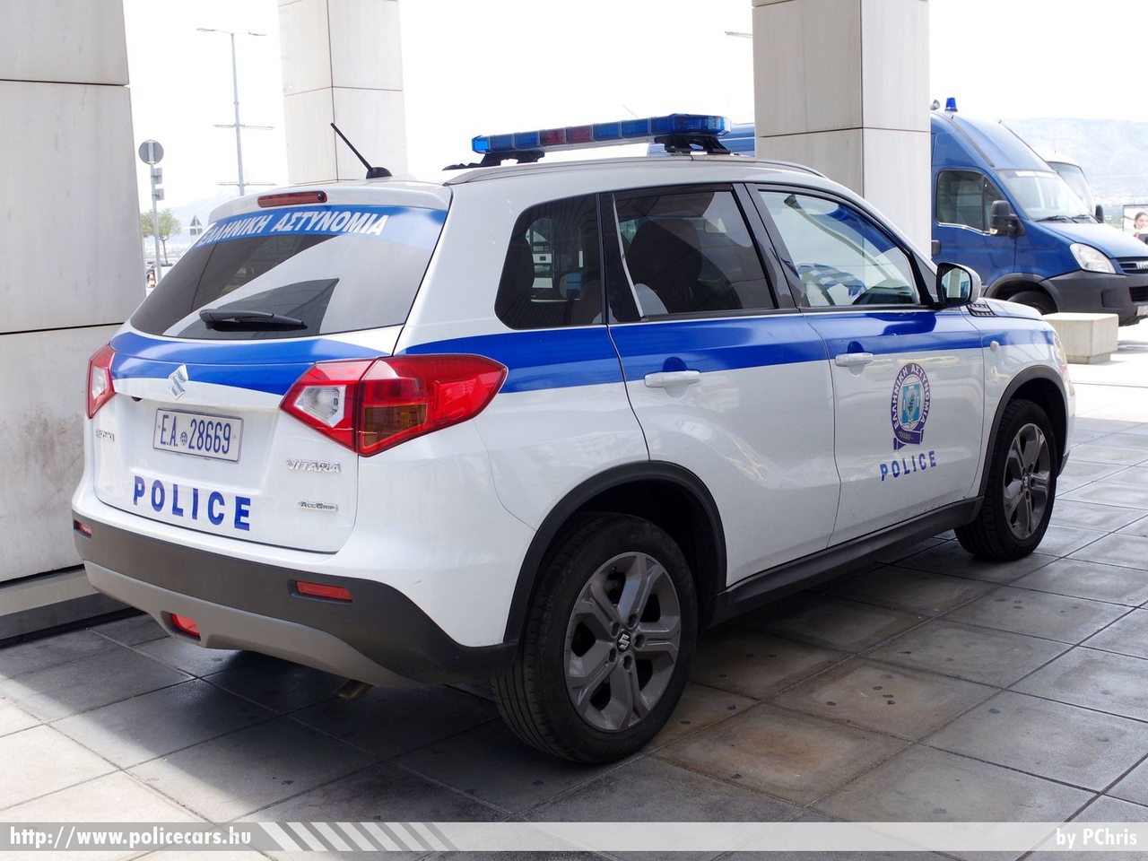 Suzuki Vitara, fotó: PChris
Keywords: görög Görögország rendőr rendőrautó rendőrség Greece greek police policecar