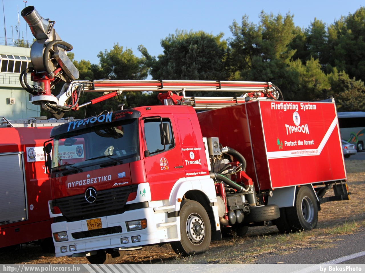 Mercedes Atego Typhoon, fotó: BakosPhoto
Keywords: görög Görögország tûzoltó tûzoltóautó tûzoltóság Greece greek fire firetruck