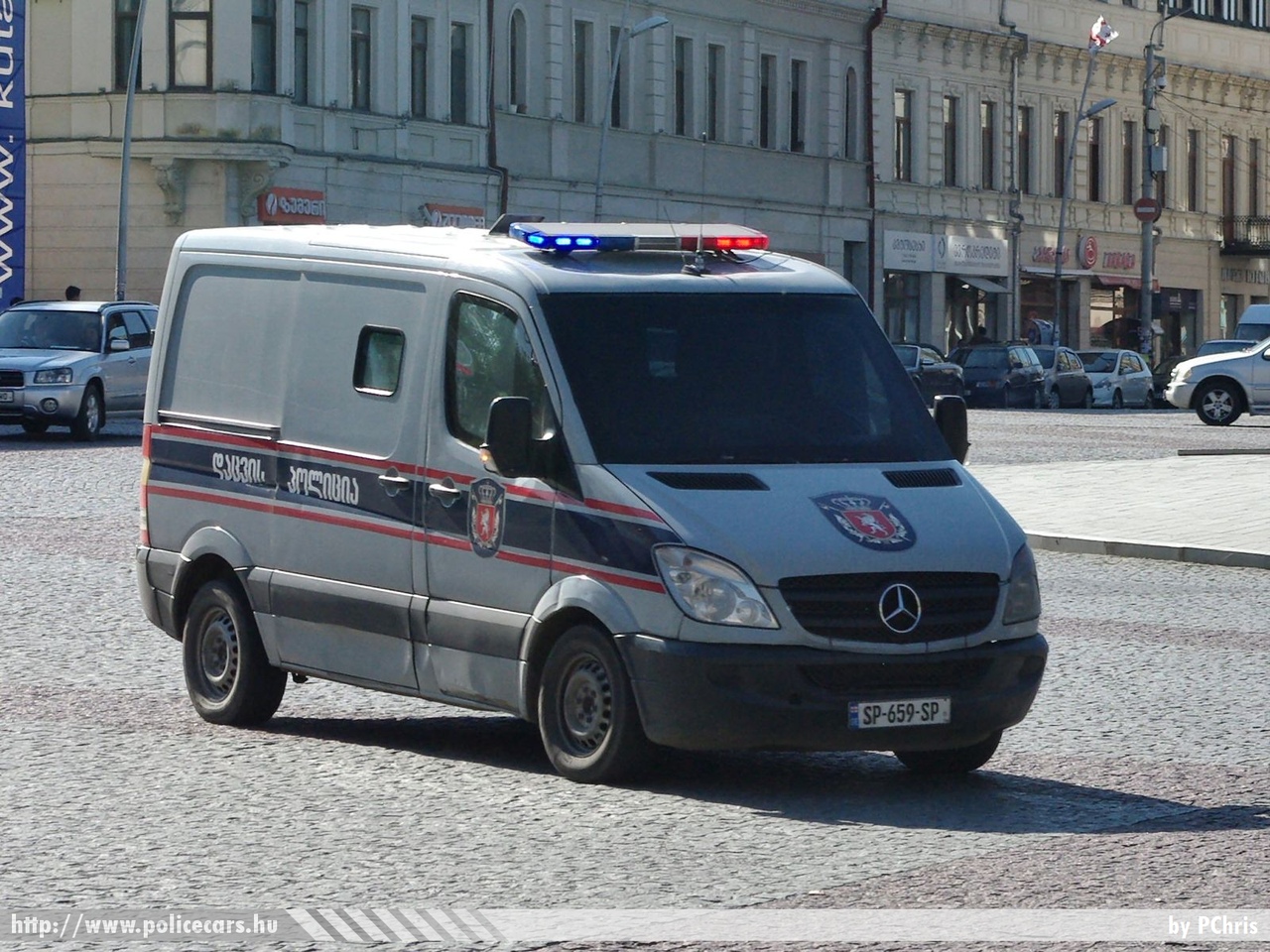 Mercedes Sprinter II, fotó: PChris
Keywords: grúz Grúzia Georgia georgian