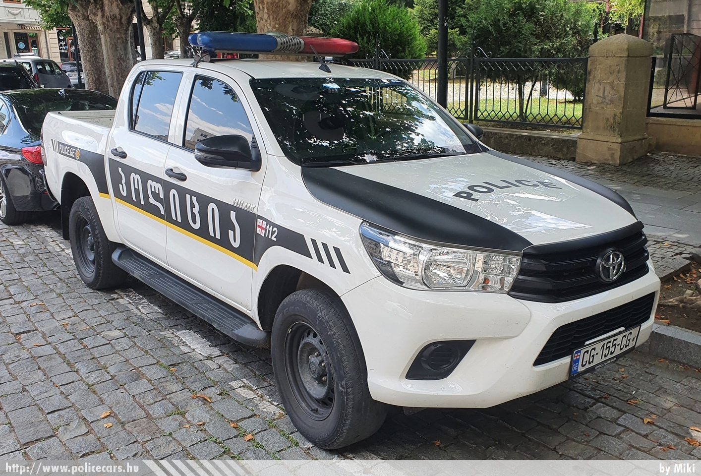 Toyota Hilux, Kutaisi, fotó: Miki
Keywords: grúz Grúzia Georgia georgian rendőr rendőrautó rendőrség police policecar