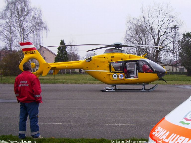 Eurocopter EC-135 T-2, Országos Mentõszolgálat, fotó: Szalay Zoli ([url]sarvarmentok.fw.hu[/url])
Keywords: helikopter mentő mentőhelikopter OMSZ magyar Magyarország
