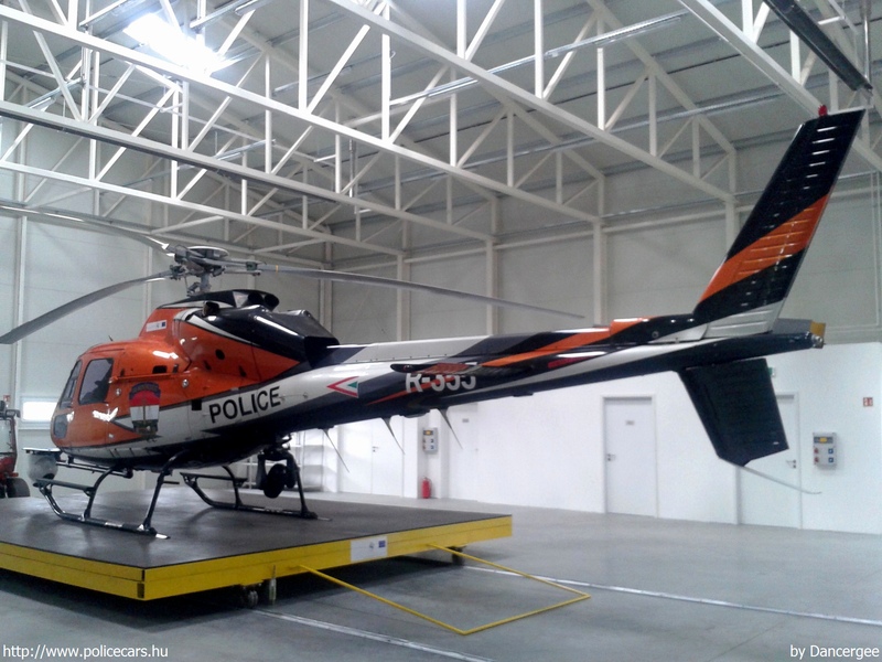 Eurocopter AS355 F2 Twinstar, fotó: Dancergee
Keywords: helikopter rendőr rendőrség magyar Magyarország R-355