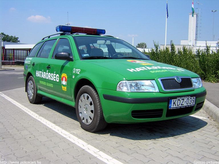 Skoda Octavia, fotó: Gzozzo pictures
Keywords: határőrség hőr határőr magyar Magyarország border guard hungarian Hungary KDZ-039