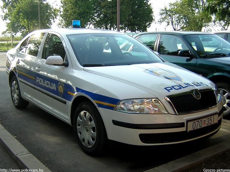 Skoda Octavia II, fotó: Gzozzo pictures
Keywords: Horvátország rendőrség rendőrautó horvát rendőr policecar police Croatia croatian