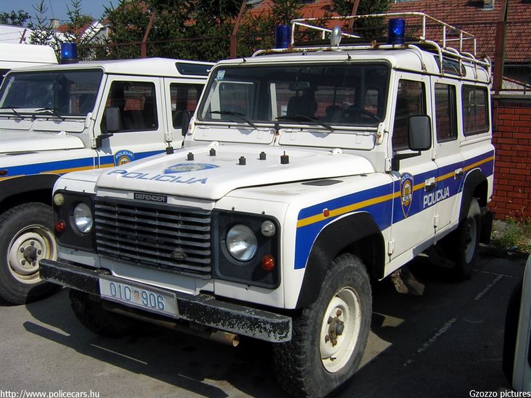 Land Rover Defender, fotó: Gzozzo pictures
Keywords: Horvátország rendőrség rendőrautó horvát rendőr policecar police Croatia croatian