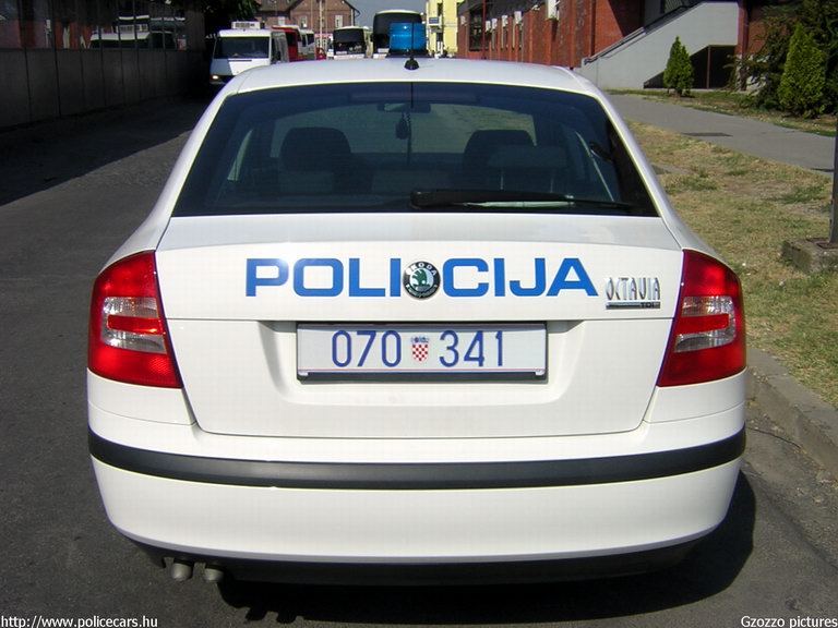 Skoda Octavia II, fotó: Gzozzo pictures
Keywords: Horvátország rendőrség rendőrautó horvát rendőr policecar police Croatia croatian