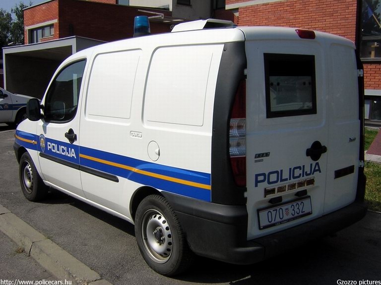 Fiat Doblo, fotó: Gzozzo pictures
Keywords: Horvátország rendőrség rendőrautó horvát rendőr policecar police Croatia croatian