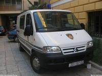 hr003.jpg