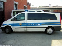 Filename=hr109.jpg
Filesize=93KiB
Dimensions=768x576
Date added=Aug 03, 2007 hr109.jpg