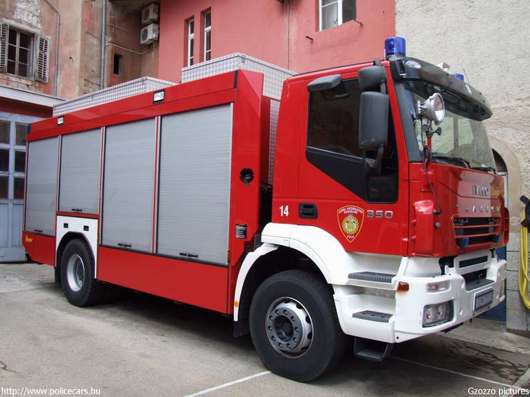 Iveco Trakker, fotó: Gzozzo pictures
Keywords: Horvátország tûzoltóság tûzoltóautó horvát Croatia croatian firefighter firetruck fire