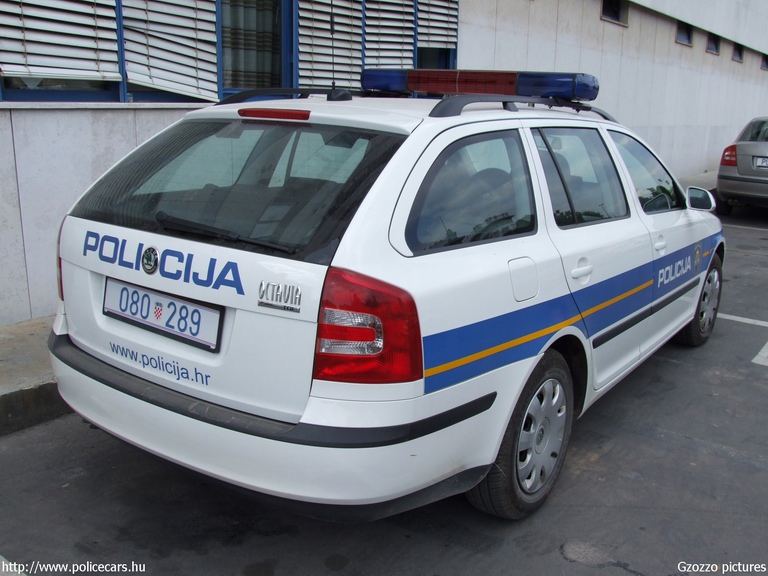 Skoda Octavia II, fotó: Gzozzo pictures
Keywords: Horvátország rendőrség rendőrautó horvát rendőr policecar police Croatia croatian