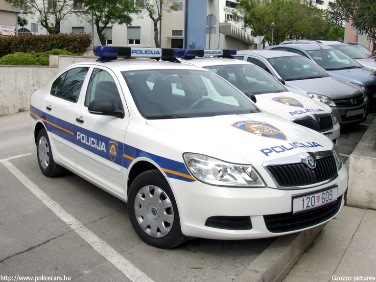 Skoda Octavia II Facelift, fotó: Gzozzo pictures
Keywords: rendőr rendőrautó rendőrség horvát Horvátország policecar police Croatia croatian
