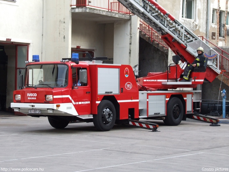 Iveco Magirus 150E27, Rijeka, fotó: Gzozzo pictures
Keywords: Horvátország tûzoltóság tûzoltóautó horvát Croatia croatian firefighter firetruck fire