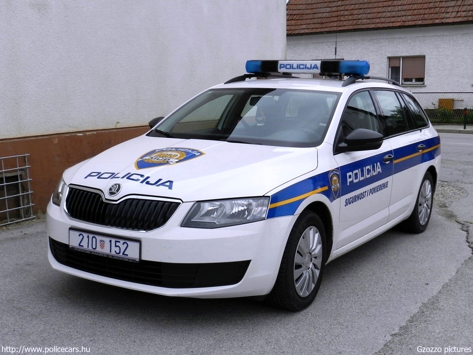 Skoda Octavia III, fotó: Gzozzo pictures
Keywords: rendőr rendőrautó rendőrség horvát Horvátország policecar police Croatia croatian