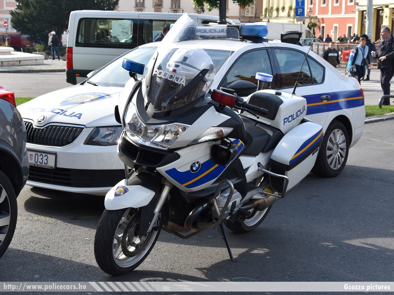 BMW, fotó: Gzozzo pictures
Keywords: rendőr rendőrmotor rendőrség horvát Horvátország policebike police Croatia croatian