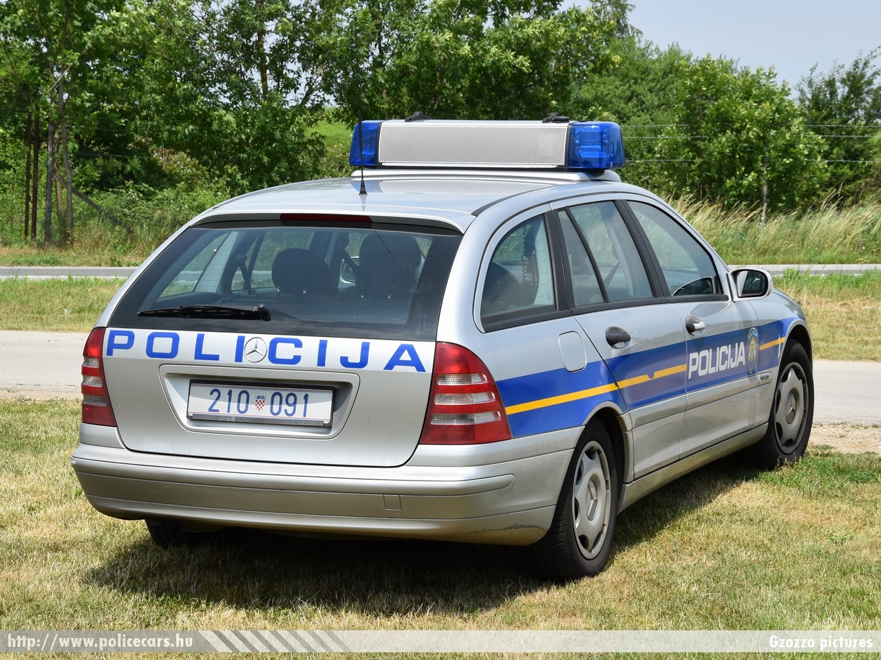Mercedes C S203, fotó: Gzozzo pictures
Keywords: Croatia rendőr rendőrautó rendőrség horvát Horvátország policecar police croatian
