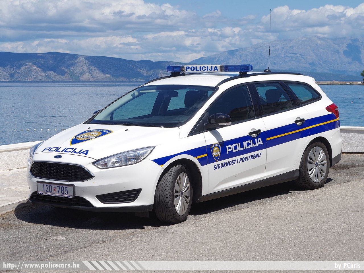 Ford Focus, Jelsa (Hvar), fotó: PChris
Keywords: Horvátország rendőrség rendőrautó horvát rendőr policecar police Croatia croatian