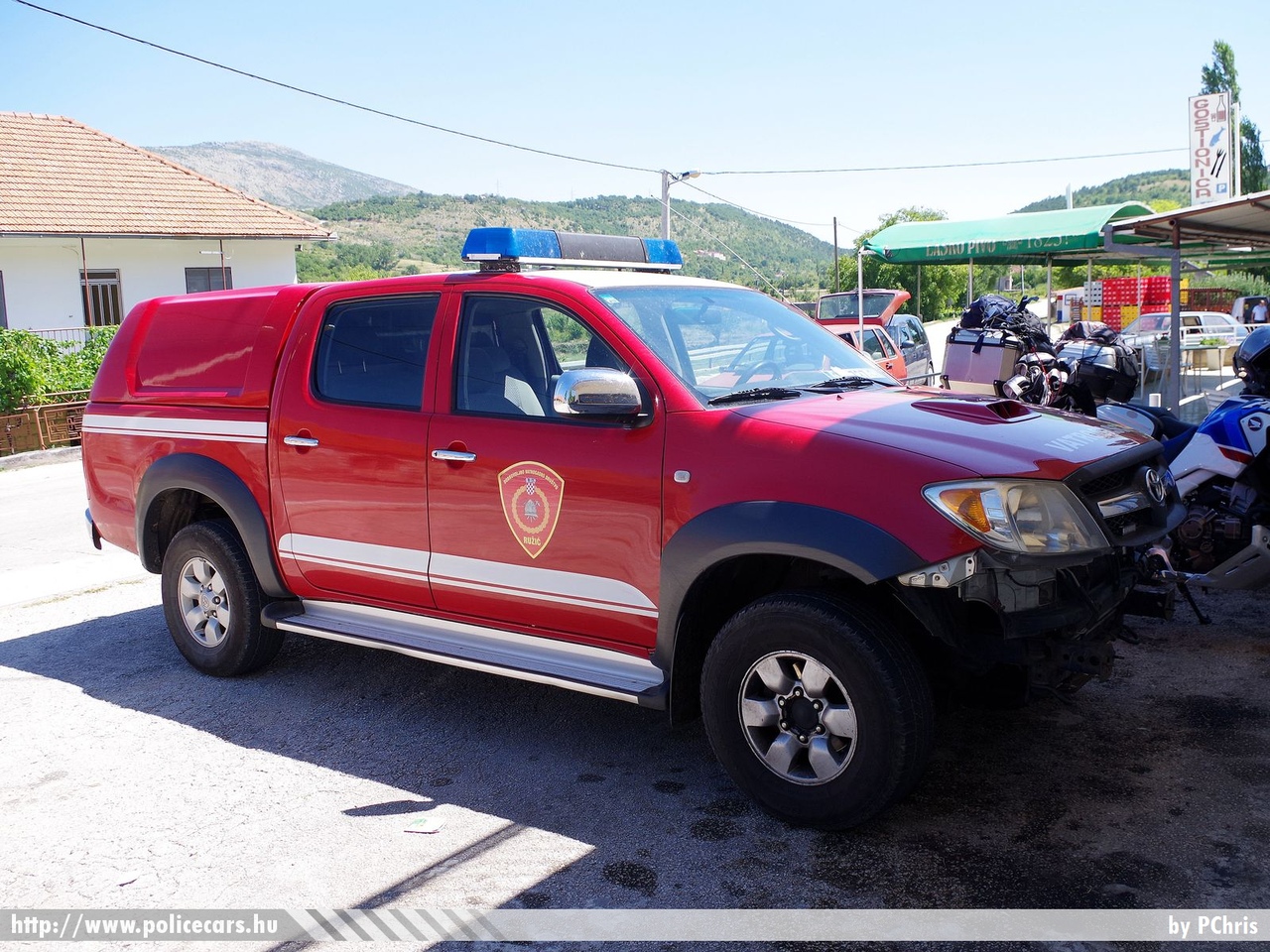 Toyota Hilux, Ru¾iæ, fotó: PChris
Keywords: Horvátország tûzoltóság tûzoltóautó horvát Croatia croatian firefighter firetruck fire