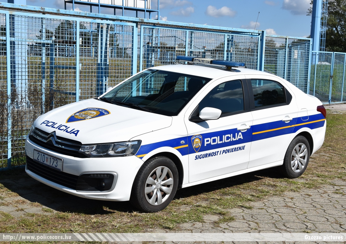 Citroen C-Elysée, fotó: Gzozzo pictures
Keywords: croatian rendőr rendőrautó rendőrség horvát Horvátország policecar police Croatia