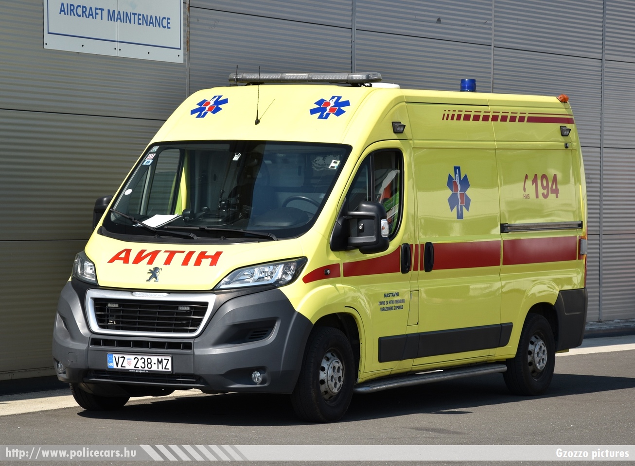 Peugeot Boxer, Zavod za hitnu medicinu Varaždinske županije, fotó: Gzozzo pictures
Keywords: horvát Horvátország mentő mentőautó Croatia croatian ambulance